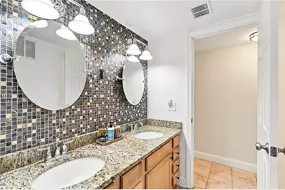125 Van Zandt Avenue #201, Newport, RI 02840 - Photo 29