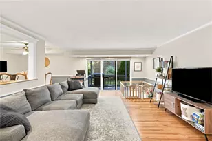 125 Van Zandt Ave, Newport, RI 02840 - Photo 3