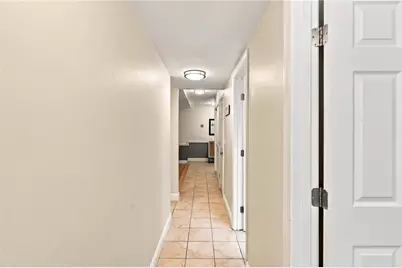 125 Van Zandt Avenue #201, Newport, RI 02840 - Photo 27