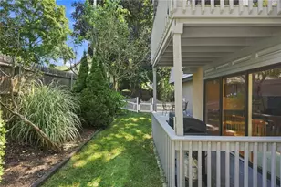 125 Van Zandt Ave, Newport, RI 02840 - Photo 39