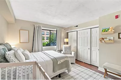 125 Van Zandt Avenue #201, Newport, RI 02840 - Photo 23