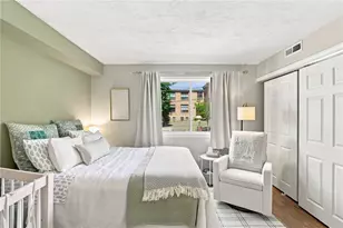 125 Van Zandt Ave, Newport, RI 02840 - Photo 25