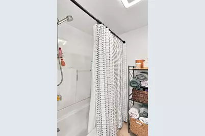 125 Van Zandt Avenue #201, Newport, RI 02840 - Photo 33