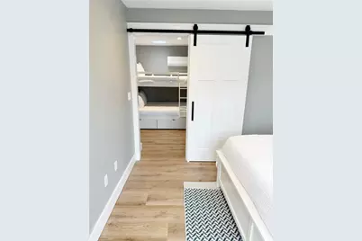 21 Warren Avenue #21, Middletown, RI 02842 - Photo 13