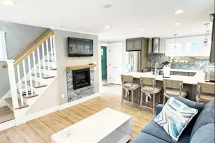 21 Warren Ave, Middletown, RI 02842 - Photo 3