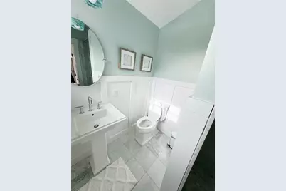 21 Warren Avenue #21, Middletown, RI 02842 - Photo 11
