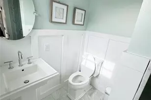 21 Warren Ave, Middletown, RI 02842 - Photo 11