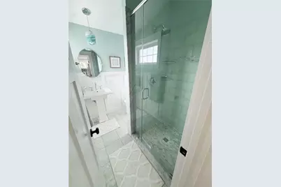 21 Warren Avenue #21, Middletown, RI 02842 - Photo 9