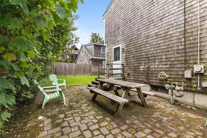 17 Warren Avenue #17, Middletown, RI 02842 - Photo 23