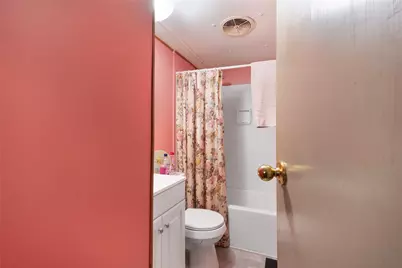 719 Forest Park, Middletown, RI 02842 - Photo 15