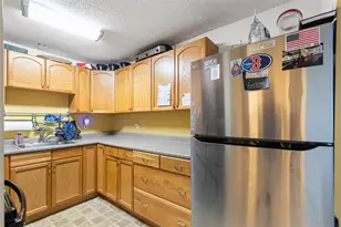 66 Girard Ave, Newport, RI 02840 - Photo 23