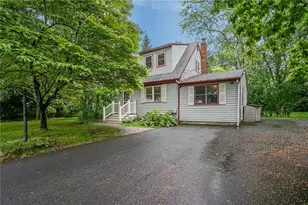 57 Bancroft Dr, Portsmouth, RI 02871 - Photo 3