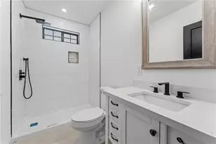 10 Buffalo Ct, Providence, RI 02909 - Photo 15