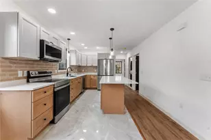 10 Buffalo Ct, Providence, RI 02909 - Photo 7