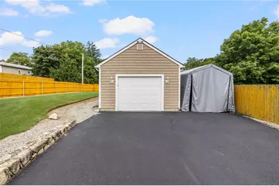 33 Holden Street, Coventry, RI 02816 - Photo 5