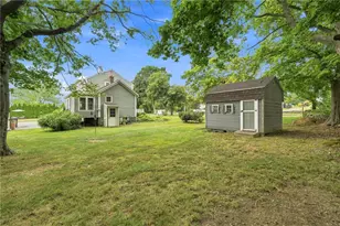 481 Oliphant Ln, Middletown, RI 02842 - Photo 49
