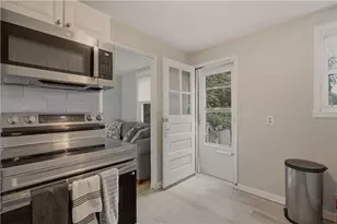 351 Blvd Blvd, Middletown, RI 02842 - Photo 15