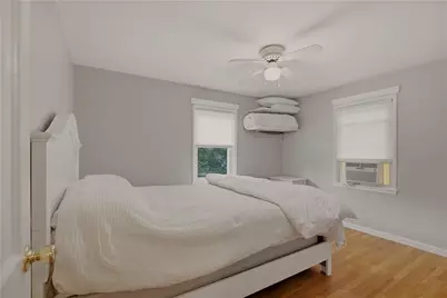 351 Boulevard Boulevard, Middletown, RI 02842 - Photo 13