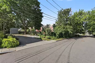 77 Water St, Warren, RI 02885 - Photo 35