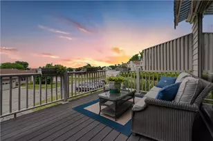138 Windward Ln, Bristol, RI 02809 - Photo 13