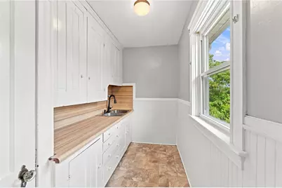 480 East Avenue, Pawtucket, RI 02860 - Photo 29
