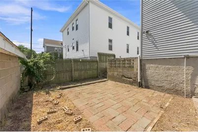 480 East Avenue, Pawtucket, RI 02860 - Photo 45