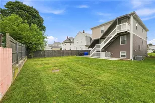 36 James St, East Providence, RI 02914 - Photo 3