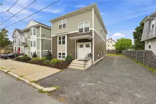 36 James St, East Providence, RI 02914 - Photo 23