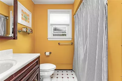 32 Benbridge Avenue, Warwick, RI 02888 - Photo 17