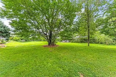 32 Benbridge Avenue, Warwick, RI 02888 - Photo 39