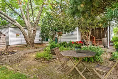 32 Benbridge Avenue, Warwick, RI 02888 - Photo 35