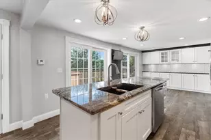 513 Woonasquatucket Ave, North Providence, RI 02911 - Photo 15
