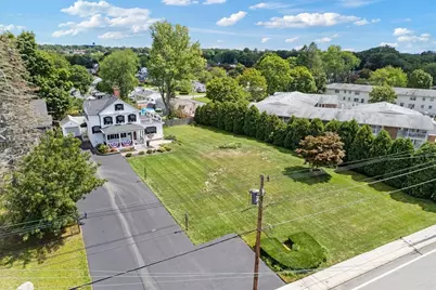 513 Woonasquatucket Avenue, North Providence, RI 02911 - Photo 7