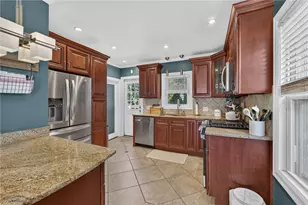 63 Georgia Ave, Providence, RI 02905 - Photo 13