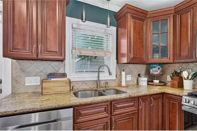63 Georgia Avenue, Providence, RI 02905 - Photo 15