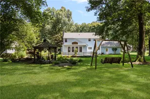 86 Wickham Rd, North Kingstown, RI 02852 - Photo 29