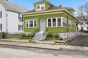 41 Cato Ave, Pawtucket, RI 02860 - Photo 9