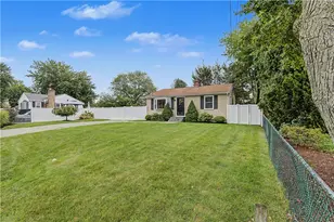 8 Progress Ave, Johnston, RI 02919 - Photo 5
