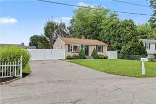 8 Progress Ave, Johnston, RI 02919 - Photo 3
