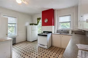166 Summit St, Pawtucket, RI 02860 - Photo 9