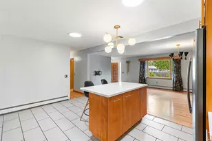 2 Wardlaw Ct, Providence, RI 02908 - Photo 17