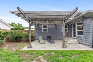 2 Wardlaw Ct, Providence, RI 02908 - Photo 47