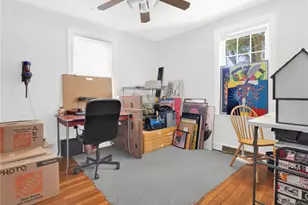 37 Trenton St, Pawtucket, RI 02860 - Photo 9