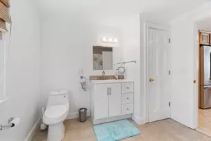 17 Bank St, Warwick, RI 02888 - Photo 17