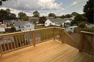 67 Kenway Ave, Warwick, RI 02889 - Photo 9