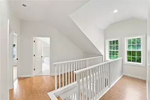 2 Border St, West Warwick, RI 02893 - Photo 17