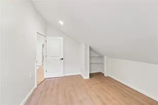 2 Border St, West Warwick, RI 02893 - Photo 23