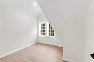 2 Border St, West Warwick, RI 02893 - Photo 27