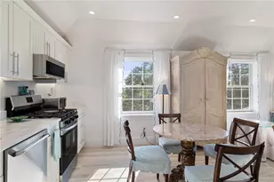 342 Blvd Blvd, Middletown, RI 02842 - Photo 7