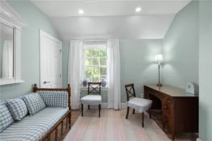 342 Blvd Blvd, Middletown, RI 02842 - Photo 17